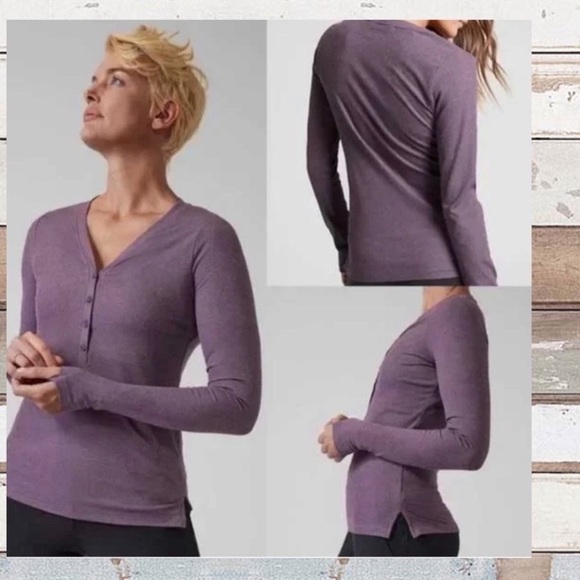 ATHLETA UPTEMPO RIBBED HENLEY TOP IN REGAL PLUM DARK SKY VIOLET M - Picture 1 of 8